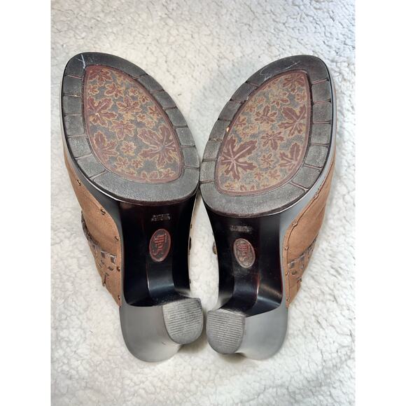 Sofft Brown Suede Leather Heeled Mules Clogs Slip On - size 8.5 - D14 - Picture 7 of 8